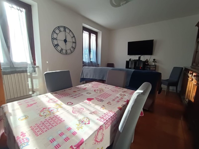 Casa Semi Indipendente in Vendita a Carrara, zona Marina di Carrara, 260'000€, 125 m²