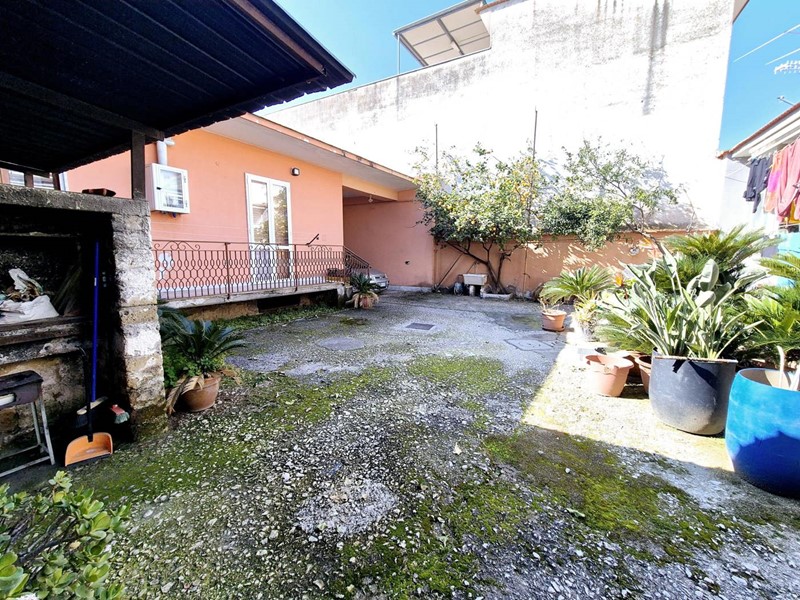 Casa Indipendente in Vendita a Caivano, 295'000€, 200 m²