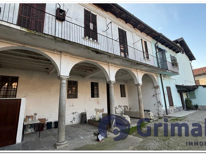 Casa Indipendente in Vendita a Albairate, 390'000€, 540 m²