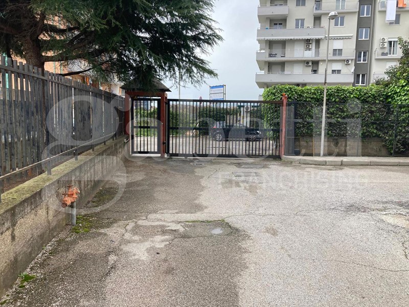 Quadrilocale in Vendita a Battipaglia, 150'000€, 118 m²