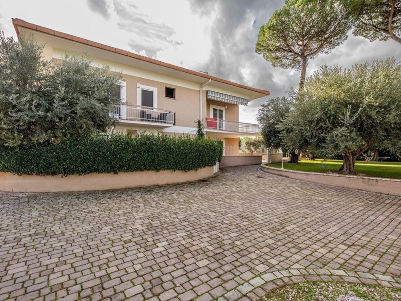 Trilocale in Vendita a Frascati, 209'000&euro;, 80 m²