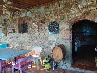 Casa Indipendente in Vendita a Massarosa, zona Montigiano, 190'000€, 150 m²