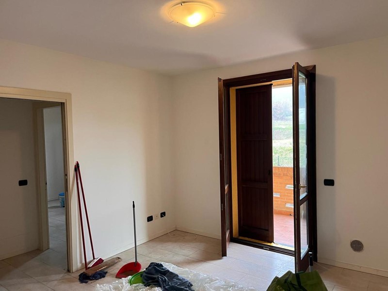 Appartamento in Vendita a Medesano, 75'000&euro;, 55 m²