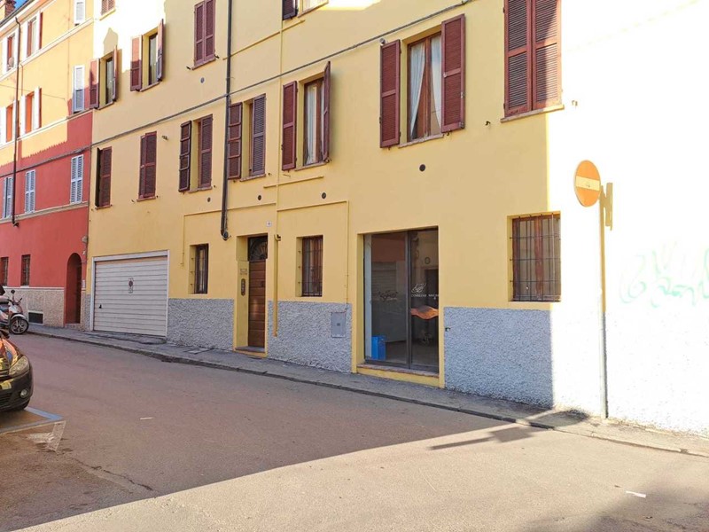 Immobile commerciale in Vendita a Parma, 125'000€, 120 m²