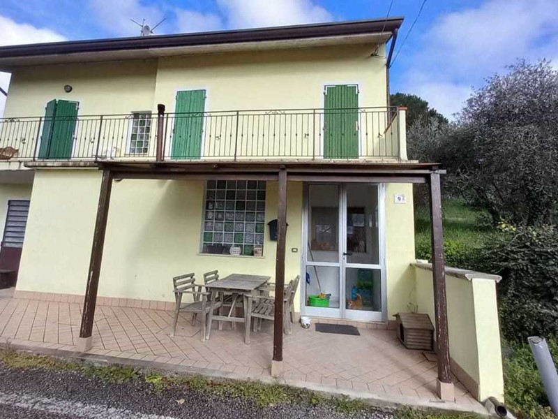 Casa Indipendente in Vendita a Rimini, zona ENTROTERRA, 490'000€, 197 m²