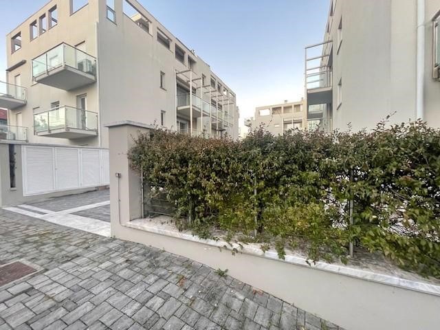 Trilocale in Vendita a Massa, zona Ronchi, 285'000€, 75 m²
