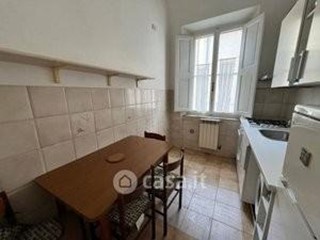 Trilocale in Vendita a Pisa, 174'000€, 65 m², arredato