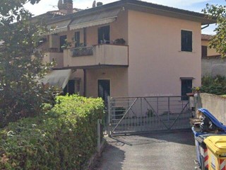 Box in Vendita a Massa, zona Mirteto, 21'000€, 15 m², con Box