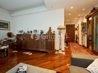 Trilocale in Vendita a Cinisello Balsamo, 275'000€, 104 m²