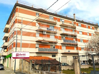 Trilocale in Vendita a Avezzano, 58'000€, 60 m², arredato