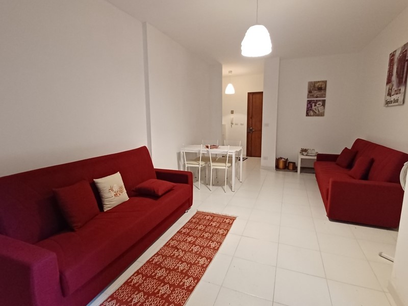 Trilocale in Vendita a Sanremo, 120'000€, 55 m², arredato