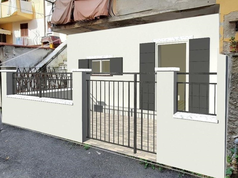 Quadrilocale in Vendita a Massa, 100'000€, 68 m²