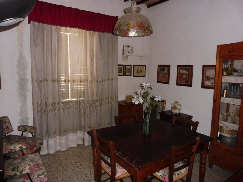 Appartamento in Vendita a Capannoli, 79'000€, 100 m², con Box