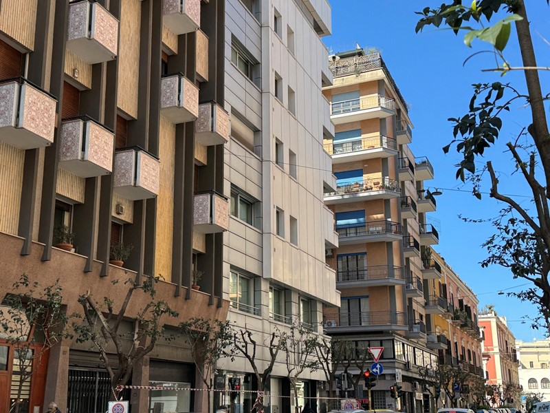 Bilocale in Affitto a Bari, 900€, 55 m², arredato