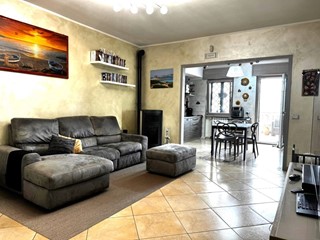 Appartamento in Vendita a Anagni, 95'000€, 85 m², con Box