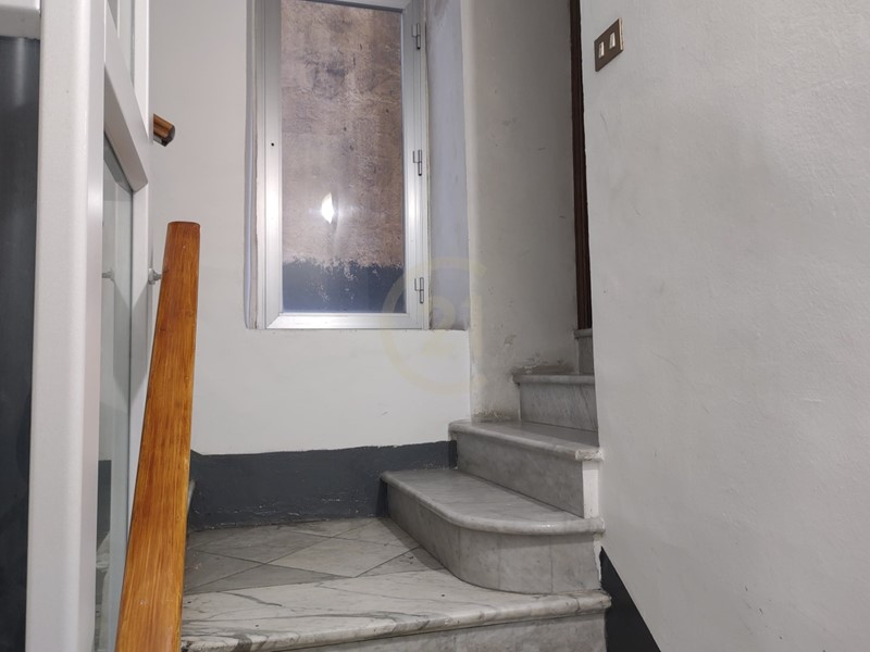 Magazzino in Affitto a Acireale, zona Centro, 420€, 50 m²