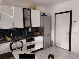 Trilocale in Vendita a Rimini, zona Gaiofana, 162'750€, 145 m²