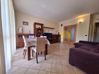 Villetta a schiera in Vendita a Cesena, zona S.Giorgio, 390'000€, 220 m², con Box