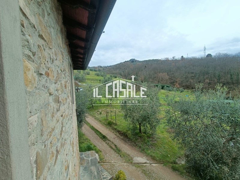 Rustico in Vendita a Dicomano, 60'000€, 114 m²