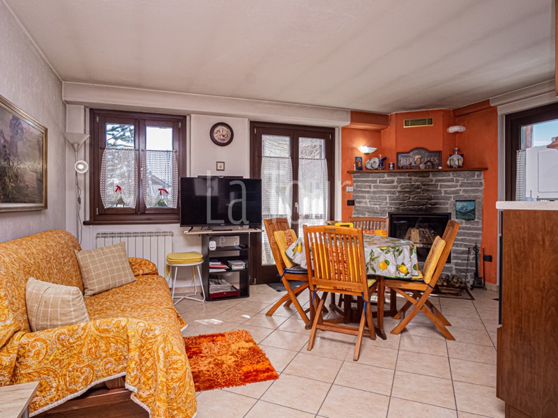 Trilocale in Vendita a Saint Vincent, 130'000&euro;, 50 m²