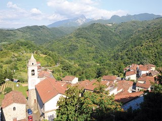 Casa Indipendente in Vendita a Fivizzano, zona montana, 58'000€, 100 m², arredato