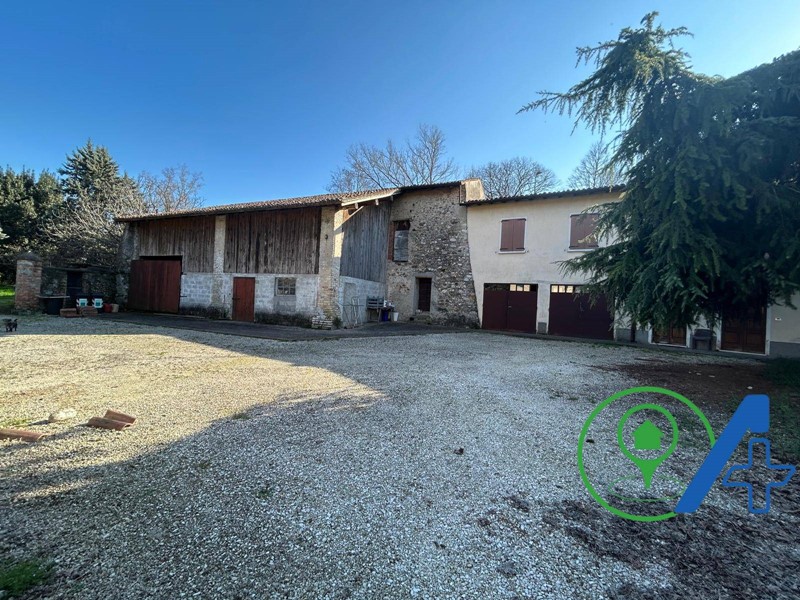 Rustico in Vendita a Solferino, 320'000€, 300 m²