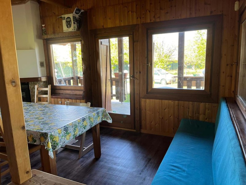 Casa Indipendente in Vendita a Mosciano Sant'Angelo, 200'000€, 300 m², arredato