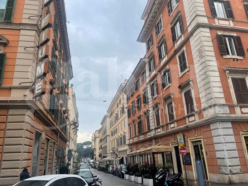 Negozio in Affitto a Roma, 1'100€, 45 m²