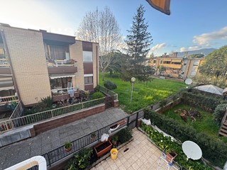 Trilocale in Vendita a Terni, 93'000€, 90 m², arredato