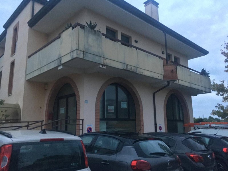 Negozio in Vendita a Stra, 40'000€, 103 m²
