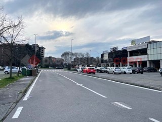 Box in Vendita a Corsico, 17'000€, 15 m²