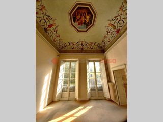 Ufficio in Vendita a Pisa, 270'000€, 95 m²