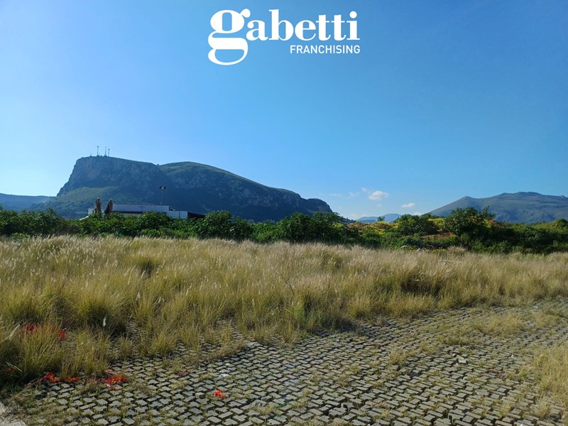 Terreno edificabile in Vendita a Bagheria, 167'000€, 2241 m²