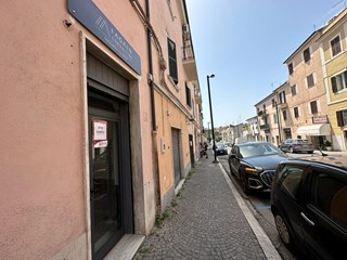 Negozio in Vendita a Civita Castellana, 17'500€, 26 m²