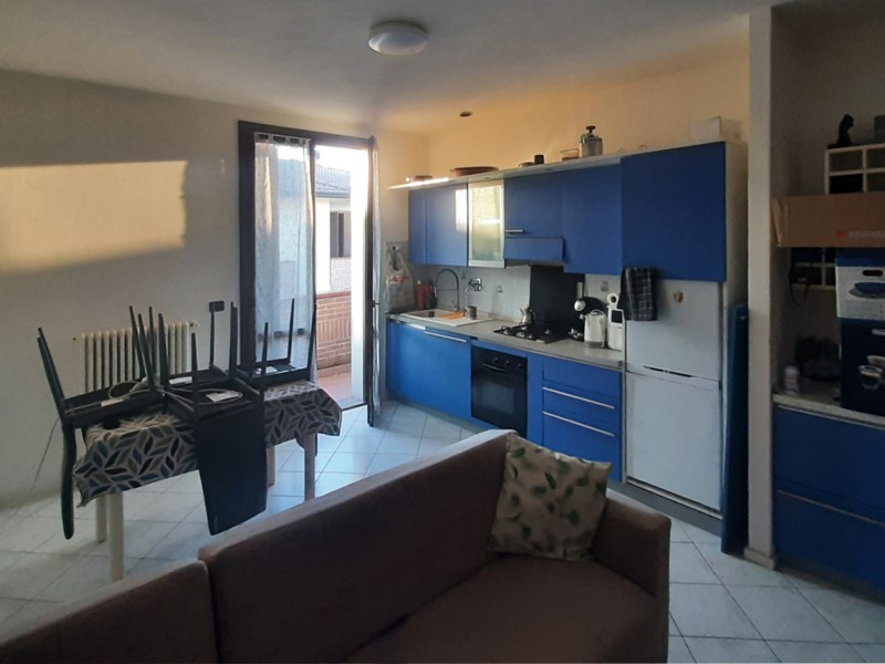 Bilocale in Vendita a Campegine, 87'000€, 50 m², con Box