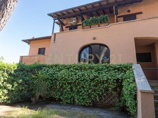 Casa Semi Indipendente in Vendita a Castiglione della Pescaia, 680'000€, 121 m²