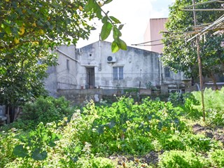 Casa Indipendente in Vendita a Messina, 65'000€, 180 m²