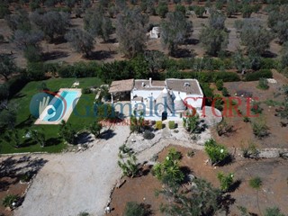 Casa Indipendente in Vendita a San Vito dei Normanni, 390'000€, 120 m²