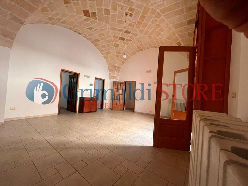 Appartamento in Vendita a Francavilla Fontana, 100'000&euro;, 115 m²