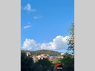 Casale in Vendita a Tonezza del Cimone, 185'000€, 450 m²