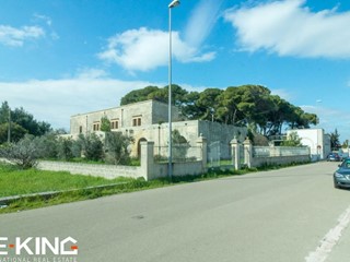 Appartamento in Vendita a Muro Leccese, 370'000€, 903 m²