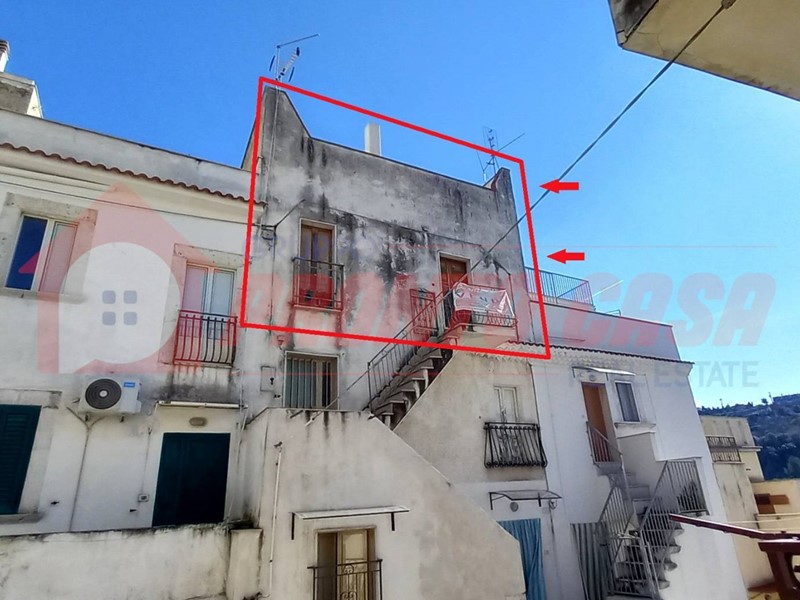 Bilocale in Vendita a Ischitella, zona Traverse C Battisti / Valloncello, 21'000€, 40 m²