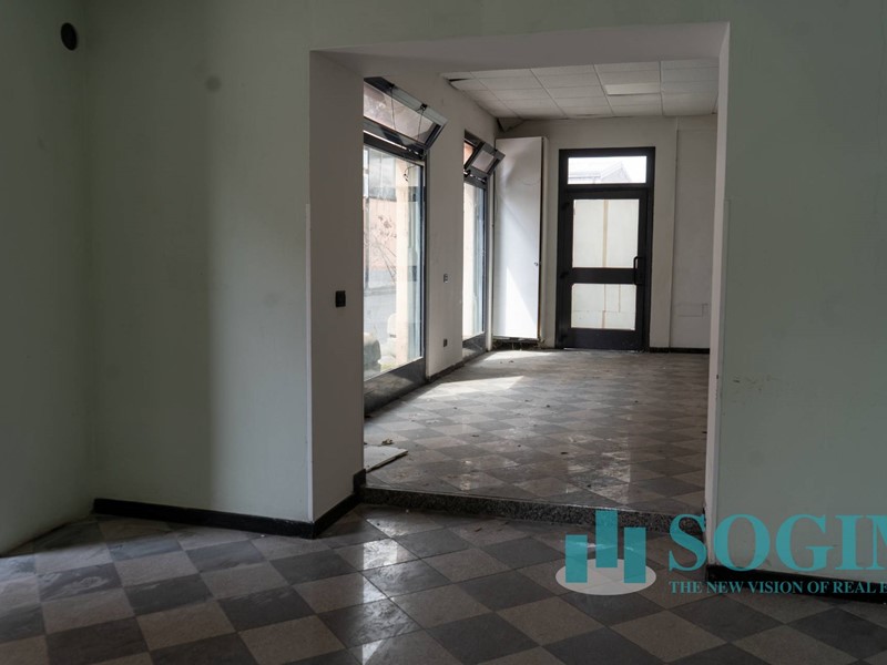 Negozio in Vendita a Luisago, 115'000€, 117 m²