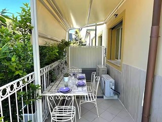 Appartamento in Affitto a Pietrasanta, zona Marina di Pietrasanta, 4'000€, 70 m², arredato