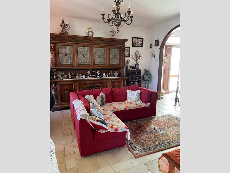 Casa Indipendente in Vendita a Carrara, zona Fontia, 430'000€, 230 m²