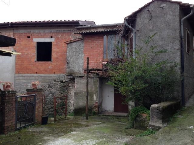 Casa Semi Indipendente in Vendita a Licciana Nardi, zona Monti, 35'000€, 60 m², arredato