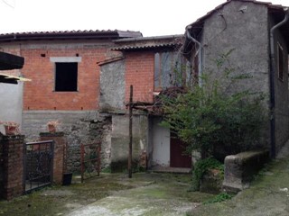 Casa Semi Indipendente in Vendita a Licciana Nardi, zona Monti, 35'000€, 60 m², arredato
