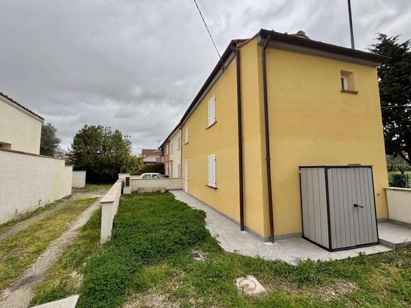 Casa Indipendente in Vendita a San Giuliano Terme, zona Arena Metato, 250'000€, 85 m²