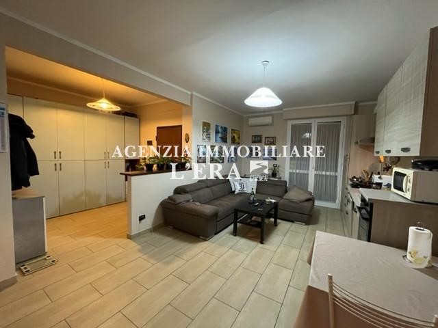 Appartamento in Vendita a Pontedera, 200'000€, 130 m², con Box