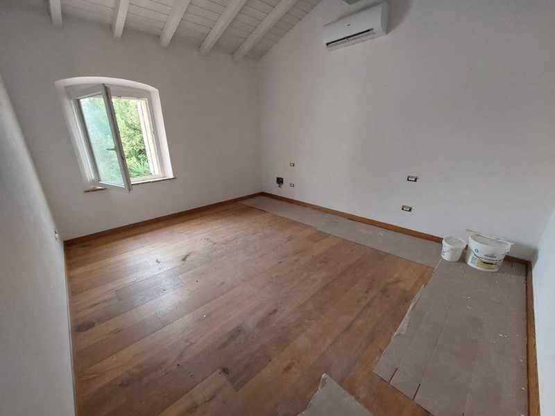 Casa Indipendente in Vendita a San Giuliano Terme, zona Arena Metato, 150'000€, 50 m²